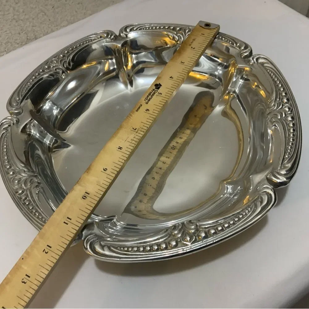 Wilton Armetale Belle Mont 12 inch Serving Bowl Design By Juan Vela Studios